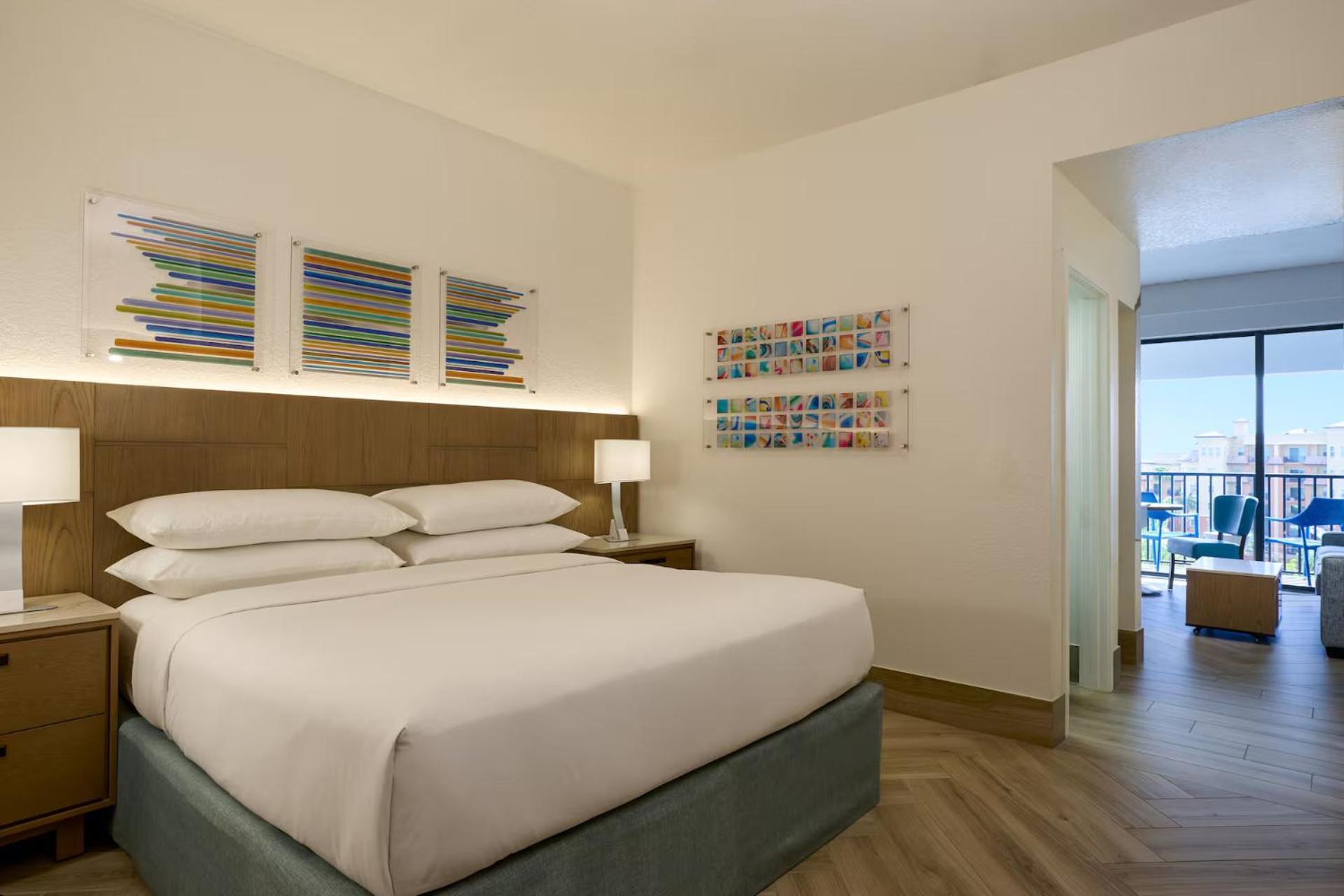 Junior King Suite City View